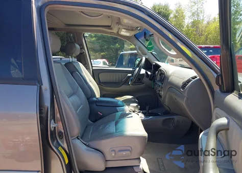 2004 Toyota Sequoia Limited V8 from USA, damaged, VIN 5TDBT48A34S219834